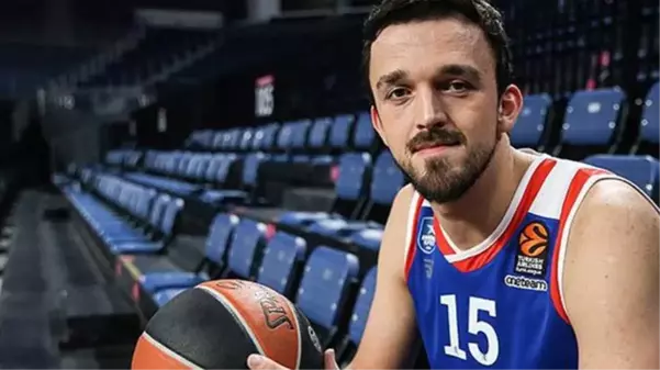 Anadolu Efes ile EuroLeague kazanan Sertaç, Avrupa devi Barcelona'ya transfer oldu