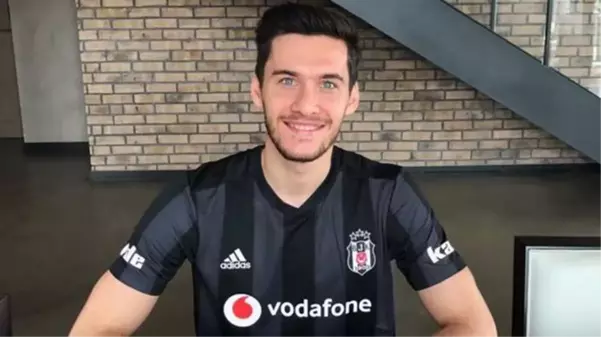 Umut Nayir, Beşiktaş'tan ayrılmak istediğini yönetime iletti