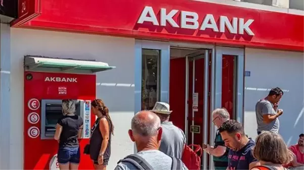 2 gündür binlerce müşterisi mağdur olan Akbank'ta tüm kanallar yeniden hizmete açıldı