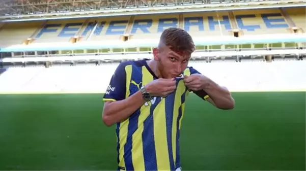 Fenerbahçe'nin yeni transferi Burak Kapacak takımdan ayrılıyor! Altay, genç futbolcu için harekete geçti