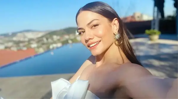 Demet Özdemir, ablasını en mutlu gününde yalnız bıraktı