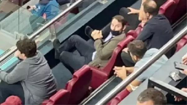 Berat Albayrak, Trabzonspor-Galatasaray maçını locadan izledi