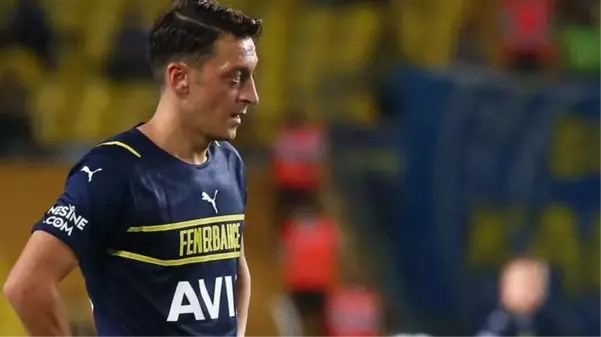 Mesut Özil'in paylaşımı Fenerbahçelileri mest etti: Ne güzel demiş rahmetli