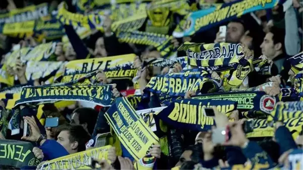 Fenerbahçe stadının çevresinde gece operasyonu! Taraftarlar her yere aynı pankartı astı