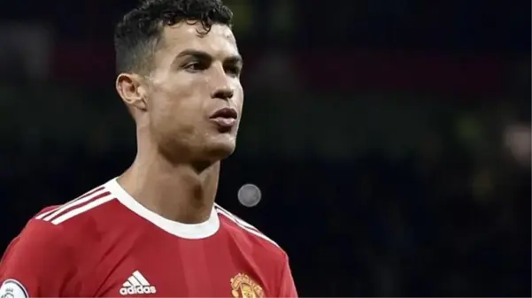 Ronaldo'nun ayrılık kararı Manchester United'ı derinden salladı