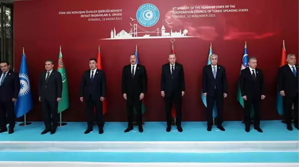 Erdoğan'dan Türk dünyasına dikkat çeken mesaj: Güneşin yeniden doğudan doğmaya başlayacağı vakitler yakındır