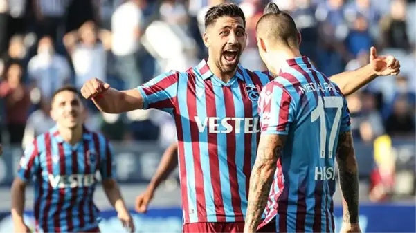 Lider, İstanbul'a güle oynaya gitti! Trabzonspor'da yıldız futbolcular takıma geri döndü