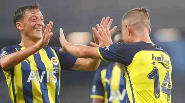 Fenerbahçeli futbolcular kurtlarını döküyor! Pereira'nın gidişiyle bayram ettiler