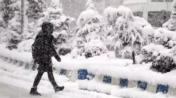 İstanbul'da başlayan kar yağışı sonrası Meteoroloji'den vatandaşlara 