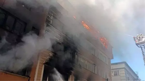 Son dakika: İstanbul Güngören'de korkutan yangın! Art arda patlamalar meydana geldi, 6 kişi yaralandı