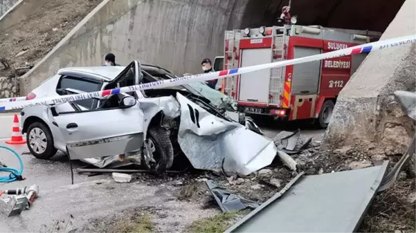 Amasya'dan acı haber! Tünel girişindeki korkunç kazada anne ve 11 yaşındaki oğlu can verdi