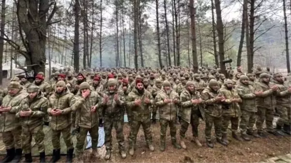 Rusya-Ukrayna savaşında Çeçenler de topa girdi! Saldırmadan önce namaz kılıp dua ettiler