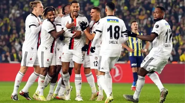 Beşiktaş'ın yıldızından tepki çeken Galatasaray paylaşımı! Apar topar silmek zorunda kaldı