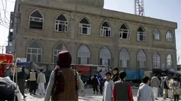 Afganistan'ın Kunduz vilayetinde camiye bombalı saldırıda 33 kişi öldü