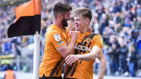 Acun Ilıcalı'nın takımı alev aldı! Hull City, Reading'i farka boğdu