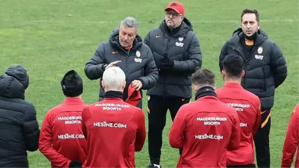 Galatasaray'da bir dönemin sonu! Domenec Torrent, futbolculara ayrılacağını açıkladı