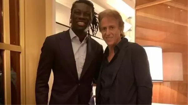 Herkes, Galatasaraylı Gomis'in Fenerbahçe'nin yeni hocası Jorge Jesus için dediklerini konuşuyor: Benimle alay etti