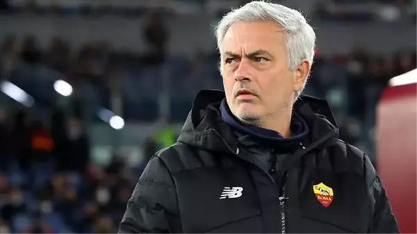 Milli yıldızlar için yanıp tutuşuyor! Jose Mourinho sağ kanadı Türklere emanet edecek