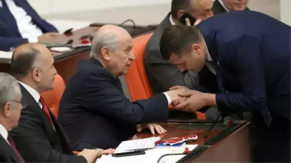 MHP'den istifa eden Baki Ersoy, Bahçeli'nin yeniden davetine cevap verdi: Şeref duydum