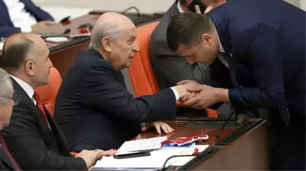 MHP'den istifa eden Mustafa Baki Ersoy'a Bahçeli'den davet: Gel partiye üye ol