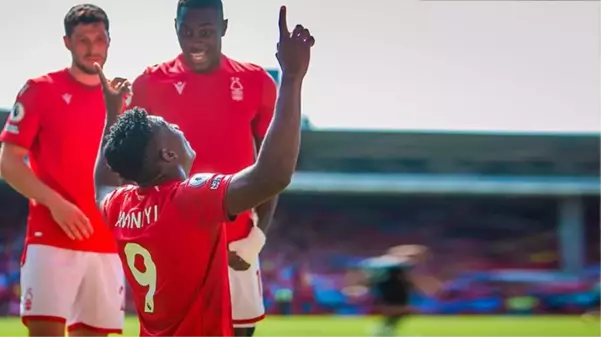 West Ham United'ı tek golle deviren Nottingham Forest, 23 yıl sonra Premier Lig'de ilki yaşadı