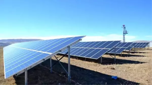 Belediyenin kurduğu güneş santrali, neredeyse tüm beldenin elektrik ihtiyacını karşılıyor