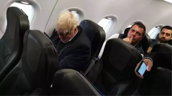 Eski İngiltere Başbakanı Boris Johnson, tarifeli uçak ile İstanbul'a geldi