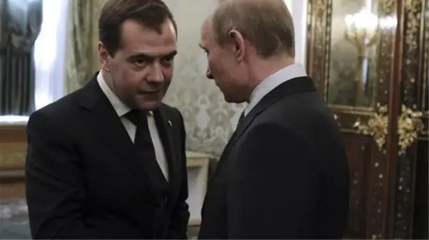 Medvedev'den 2023 kehanetleri: ABD'de iç savaş çıkacak, Elon Musk seçimlerde bazı eyaletleri kazanacak