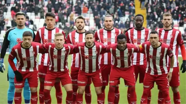 Galatasaray bombayı patlattı! Sarı-kırmızılılar Sivasspor'un deneyimli sol beki ile anlaşma sağladı