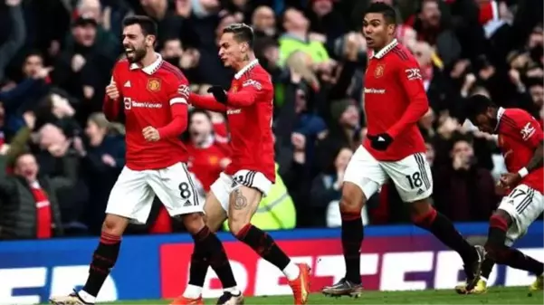 Derbide geriden geldiler! Manchester United, City'i 2 golle geçti