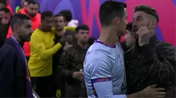 Ronaldo'nun kulağına söylediklerinden sonra Ramos'un gözleri fal taşı gibi açıldı! Hemen harekete geçti