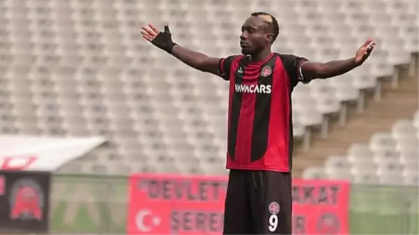 Diagne'den Fenerbahçeli Valencia'ya gözdağı: Gol atmaya devam etsin