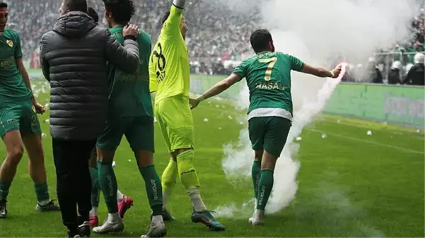 Son Dakika: Olayların damga vurduğu maçta Bursaspor, Amedspor'u 2-1 mağlup etti