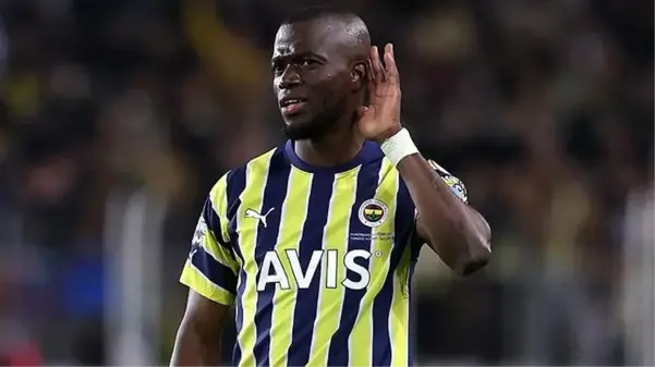 Internacional Başkanı Barcellos, Enner Valencia ile görüşmelerin sürdüğünü doğruladı: Henüz anlaşma yok