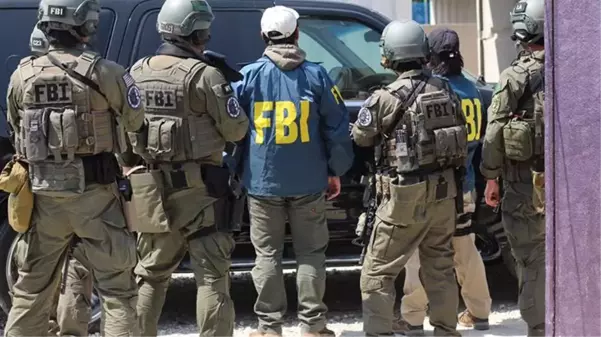 FBI ve ABD ordusu, tatbikatı eline yüzüne bulaştırdı! Yanlış kişiyi gözaltına aldılar