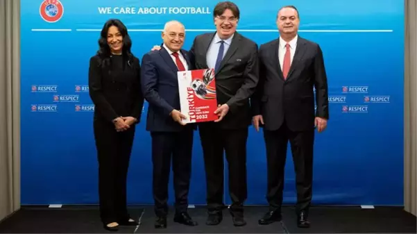 TFF, Avrupa Şampiyonası için adaylık dosyasını UEFA'ya sundu! İzmir ve Vodafone Park listede yok