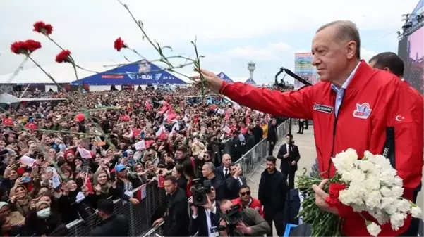 Cumhurbaşkanı Erdoğan 3 gün sonra yeniden meydanlarda! Aliyev ile TEKNOFEST'e katıldı