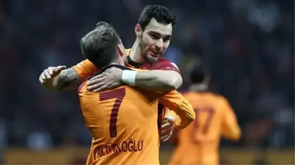 Menajeri, Kaan Ayhan'ın Galatasaray'dan ayrılmak istediği iddiasını yalanladı