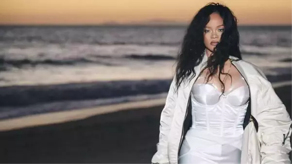 Rihanna, bebeğinin ismini 1 yıl sonra açıkladı