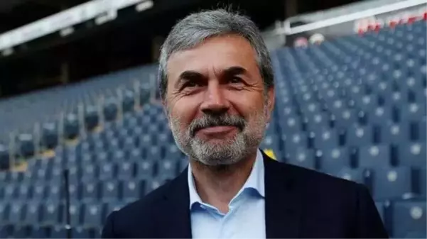 Sandık başına giden Aykut Kocaman'ın kombinine beğeni yağdı