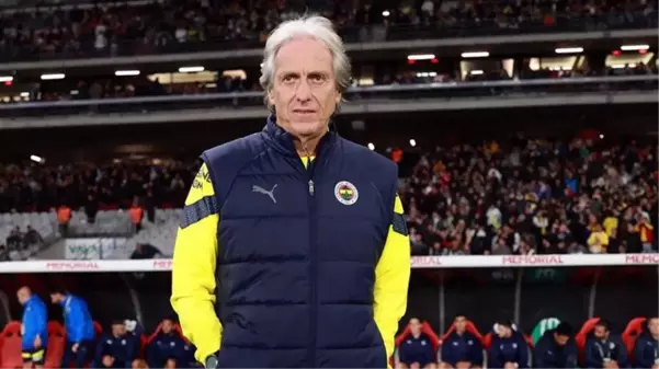 Fenerbahçe taraftarı öfkeden deliye döndü! Jorge Jesus, derbi gecesi Galatasaraylı yıldızla yemek yerken görüntülendi