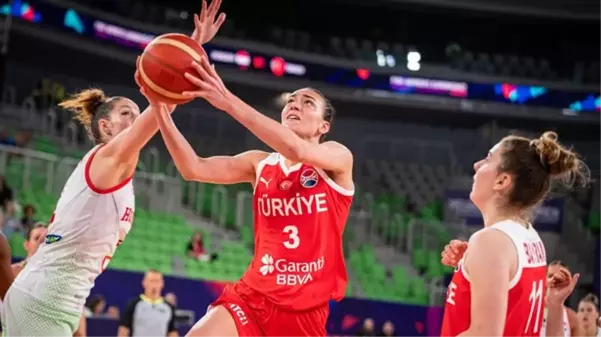 A Milli Kadın Basketbol Takımı, Avrupa Şampiyonası'nda ilk galibiyetini Macaristan'dan aldı