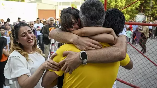 45 gün dış dünyayla bağlantısını kesen ÖSYM personeli, sınavın sona erdiği an aileleriyle buluştu