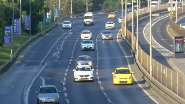 Bayram tatilcileri gitti, İstanbul'da yollar boş! Sabah trafik yoğunluğu yüzde 8'de kaldı