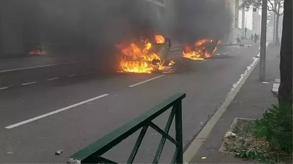 Fransa'da protestolar nedeniyle 4 kentte sokağa çıkma yasağı