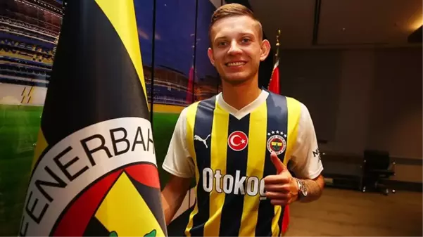 Son Dakika: Fenerbahçe, Sebastian Szymanski ile 4 yıllık sözleşme imzaladı