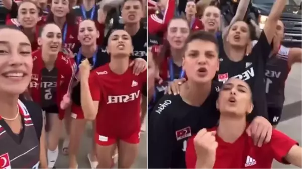 Efsane sporcuya selam çaktılar! Milli voleybolcular söyledikleri zafer şarkısıyla mest etti