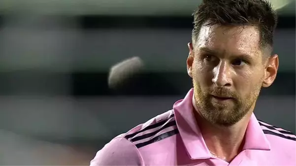 Bu bakıştan sonra olanlar oldu! Messi, Inter Miami formasıyla ilk maçında imkansızı başardı