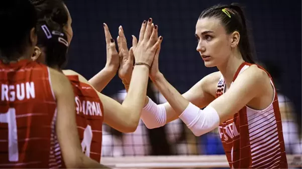 U19 Kız Milli Voleybol Takımı dünya 2'ncisi oldu