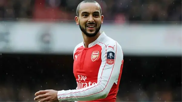 Arsenal'de efsaneleşen Theo Walcott, 34 yaşında futbolu bıraktı